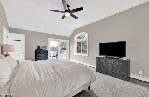 170 Rainbow Trl, Parsippany NJ  07834-3214 exterior