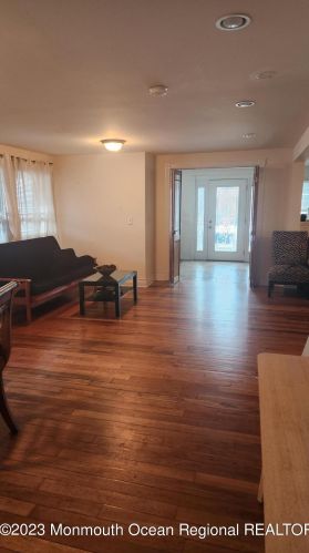 510 18th Ave, Belmar, NJ 07719-3073