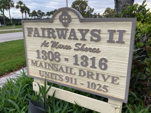 1308 Mainsail Dr, Naples FL  34114-7814 exterior
