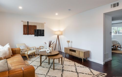 4275 Raquel Dr, Oceanside CA  92056-4729 exterior