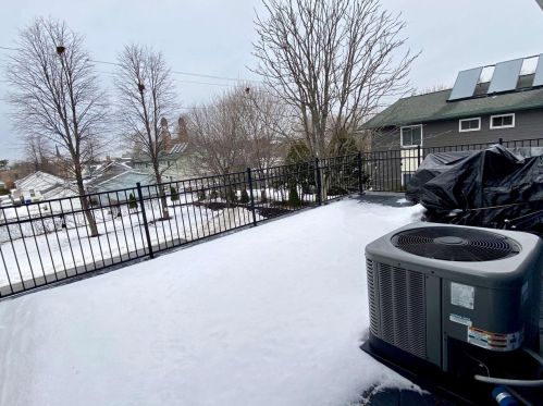 220 Jackson St, Green Bay WI  54301-4937 exterior