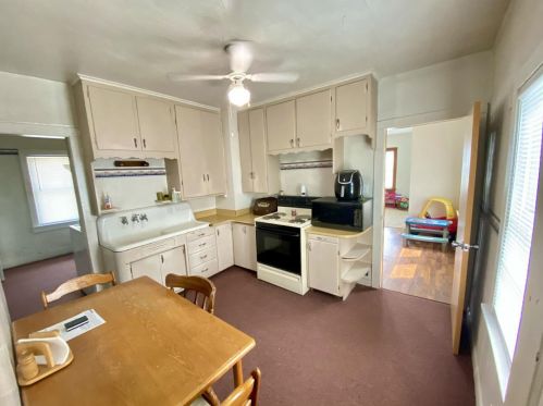 237 Scott St, Fond Du Lac WI  54935-2471 exterior