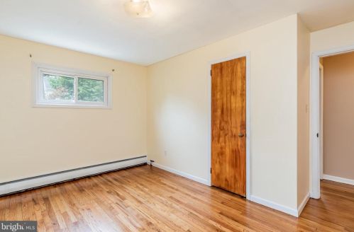 4 Beaver Rd, Camp Hill PA  17011-7404 exterior