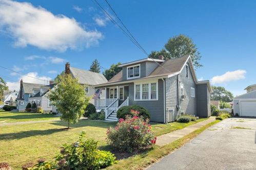 485 Nichols Ave, Stratford, CT 06614-3907