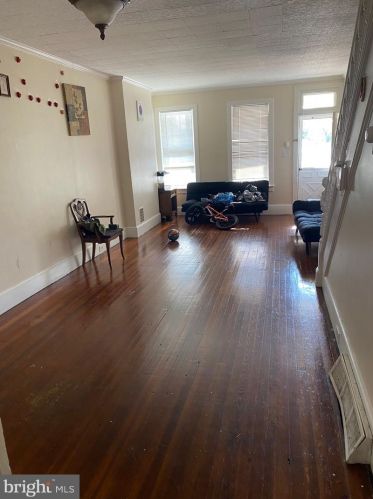 1426 Liberty St, Trenton, NJ 08629-2214