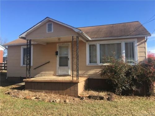 127 Bristol Rd, Statesville, NC 28677-5035