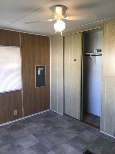 2046 Orange Dr, Tarpon Springs FL  34691-4238 exterior