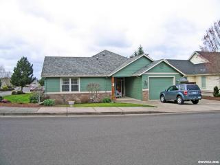 333 Harold St, Sublimity, OR 97385-6804
