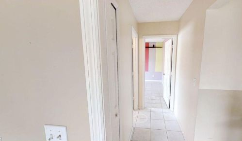 557 Lucero Dr, Fort Pierce FL  34983-8741 exterior