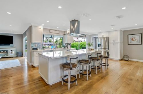 2140 Shad Ct, Naples, FL 34102-1543