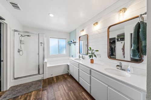 30060 Manzanita Ct, Temecula CA  92591-5546 exterior