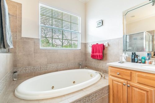 6462 Hickory View Dr, Lakeland FL  33813-0805 exterior