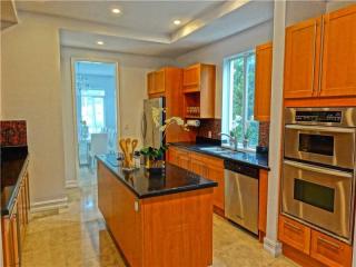 1152 Hollywood Blvd, Hollywood FL  33019-1502 exterior