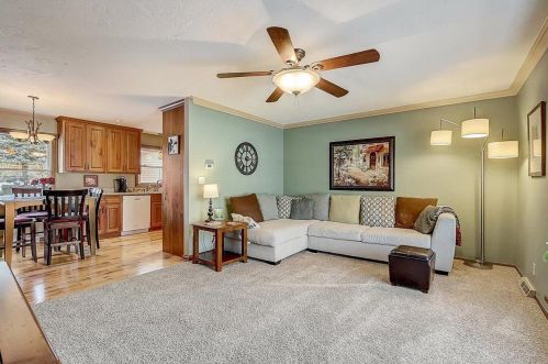 122 Moreland Blvd, Waukesha, WI 53188-4302