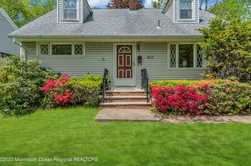 407 Berkshire Rd, Ridgewood NJ 07450-5533 exterior