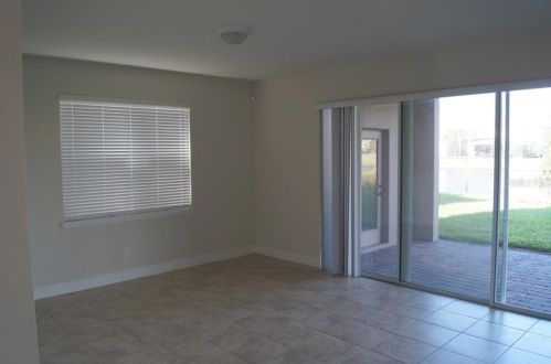 12067 Autumn Fern Ln, Orlando, FL 32827-7187