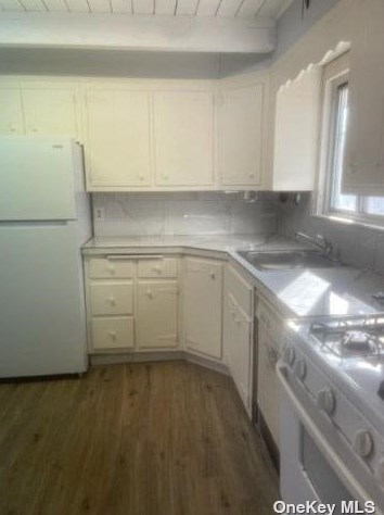 14 Birchgrove Dr, Central Islip NY  11722-1926 exterior