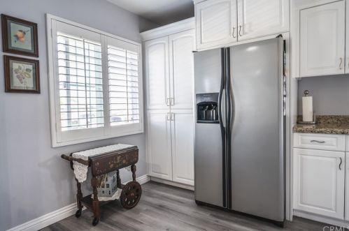 21825 Ravenna Ave, Long Beach CA  90745-3132 exterior