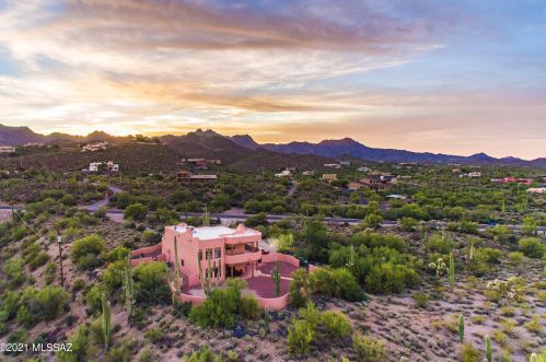 2620 Camino De Oeste, Tucson AZ 85746-9092 exterior