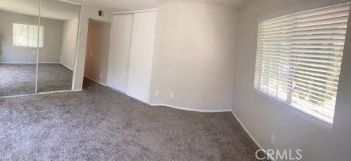 73 Woodleaf, Irvine CA  92614-7081 exterior