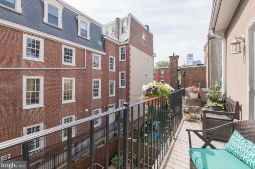 605 18th St, Philadelphia PA  19130-3301 exterior