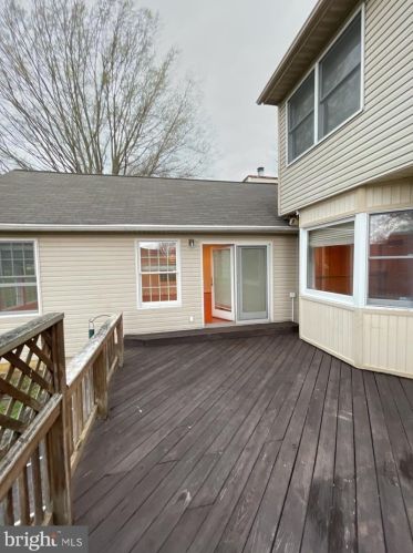 1408 Golf Course Dr, Bowie MD  20721-2330 exterior