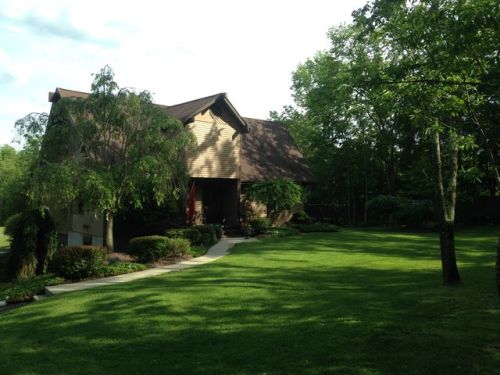 1058 Mountain Rd, Gardiner, NY 12525-5010