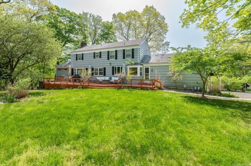 3 Roads End Rd, Lewisboro, NY 10590-2110