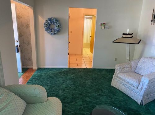 3048 Peterborough St, Tarpon Springs FL  34690-2036 exterior