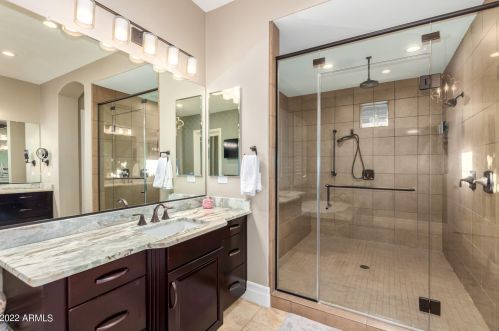 2111 Mead Dr, Gilbert AZ 85298-1215 exterior