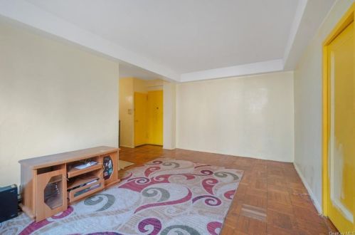 1410 Wood Rd, Bronx, NY 10462-7246
