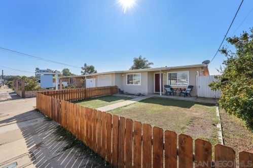 5705 Redwood St, San Diego, CA 92105-3814