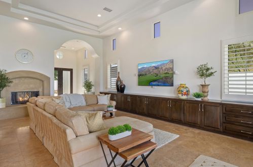81530 Carboneras, La Quinta CA  92253-8219 exterior