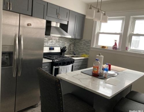 110-48 107th St, Jamaica, NY 11417-1139