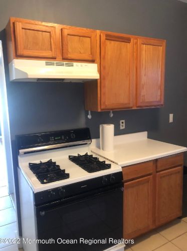 139 Highland Ave, Monmouth Hills, NJ 07732-1829