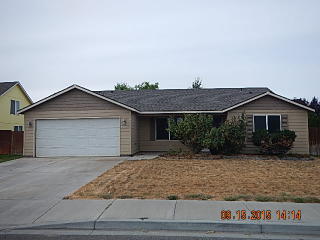5607 Taft Dr, Pasco, WA 99301-8410