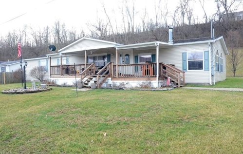 41 Kennedy Dr, Caldwell, OH 43724-9004