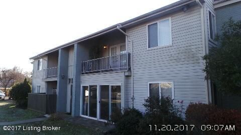 6302 Wisteria View Ln, Louisville KY 40218-4793 exterior