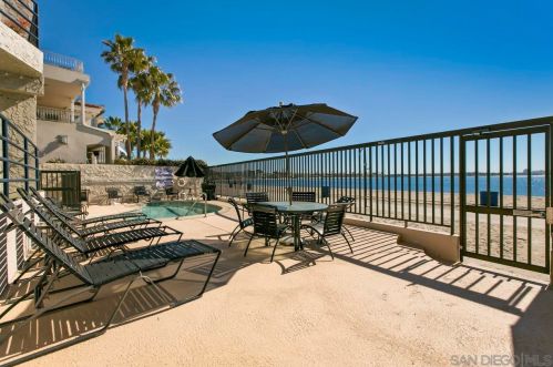 1155 Pacific Beach Dr, San Diego CA  92109-5149 exterior