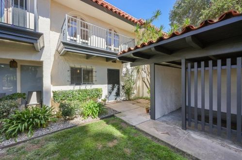 4244 Loma Riviera Ln, San Diego, CA 92110-5516