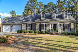 6827 Uppingham Rd, Fayetteville, NC 28306-2539