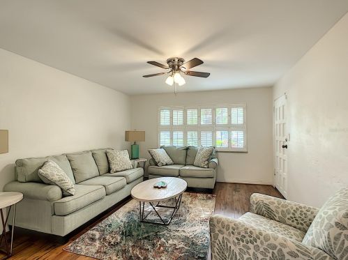 985 Gardenia Dr, Daytona Beach, FL 32117-4838