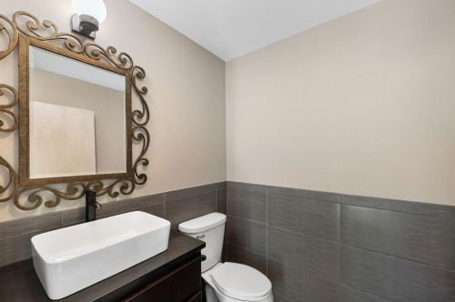 4156 Oakmont, Crown Point IN 46307-8958 exterior