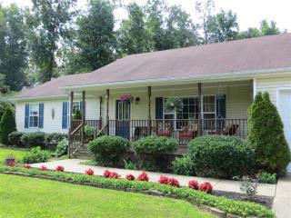 57 Five Oaks Dr, Glendale, KY 42701-9556