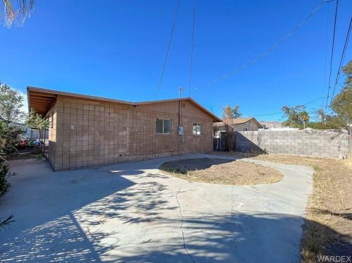 1944 Robson Cir, Bullhead City AZ  86442-4765 exterior
