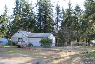 9716 Kenwood Dr, Lakewood WA  98498-1125 exterior