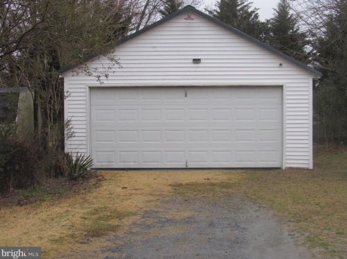 10911 4th St, Laurel, DE 19956-4444