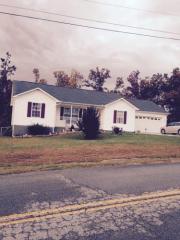 733 Grace Hill Dr, Crossville, TN 38571-1619