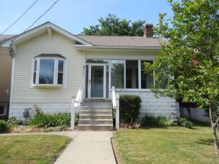 2629 Longview Ave, Louisville, KY 40206-2554