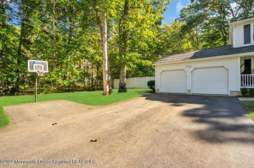 175 White Rd, Jackson Twp NJ  08527-5012 exterior